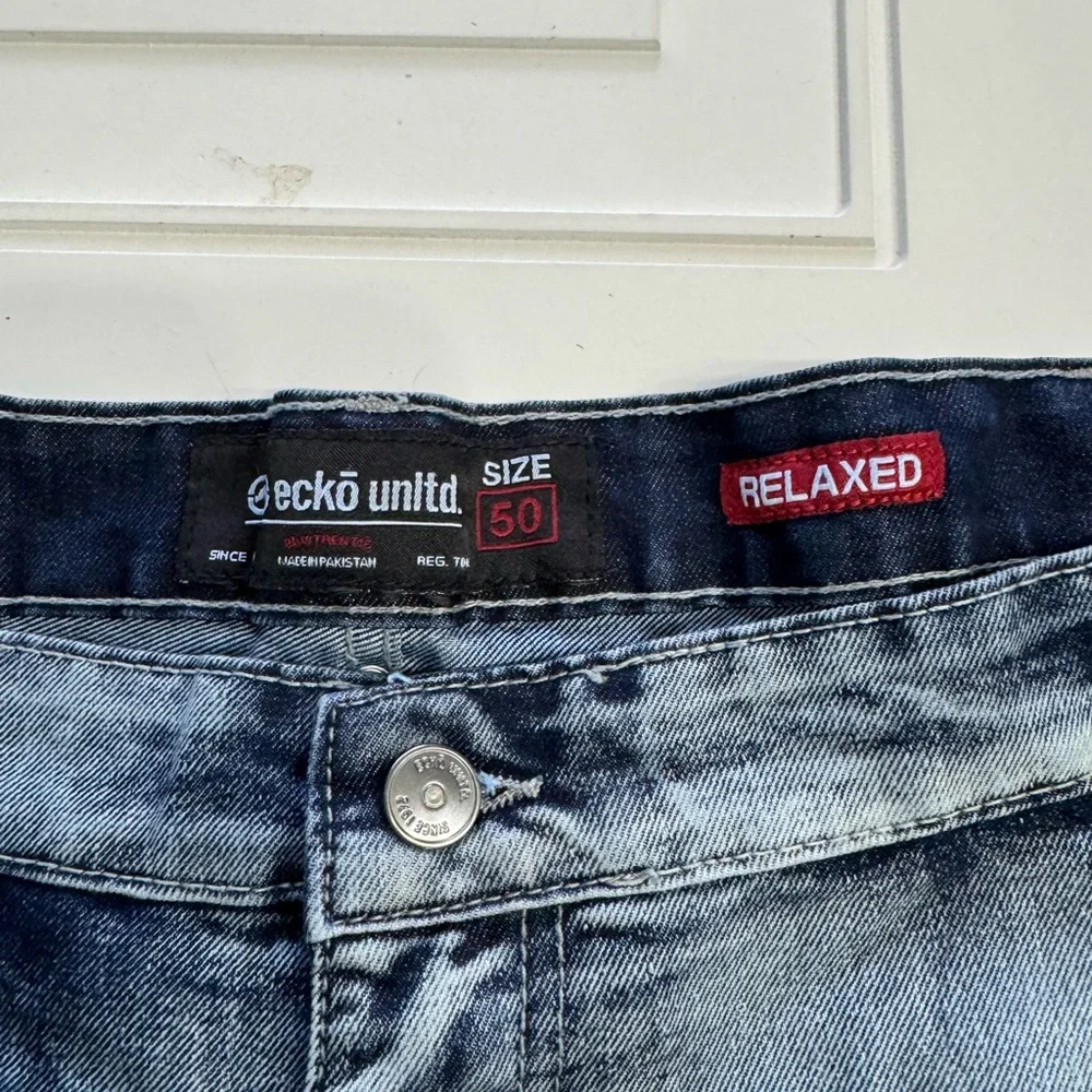 Ecko Unltd. Men’s Size 50 Relaxed Distressed Blue Denim Jean Shorts - Picture 3 of 5